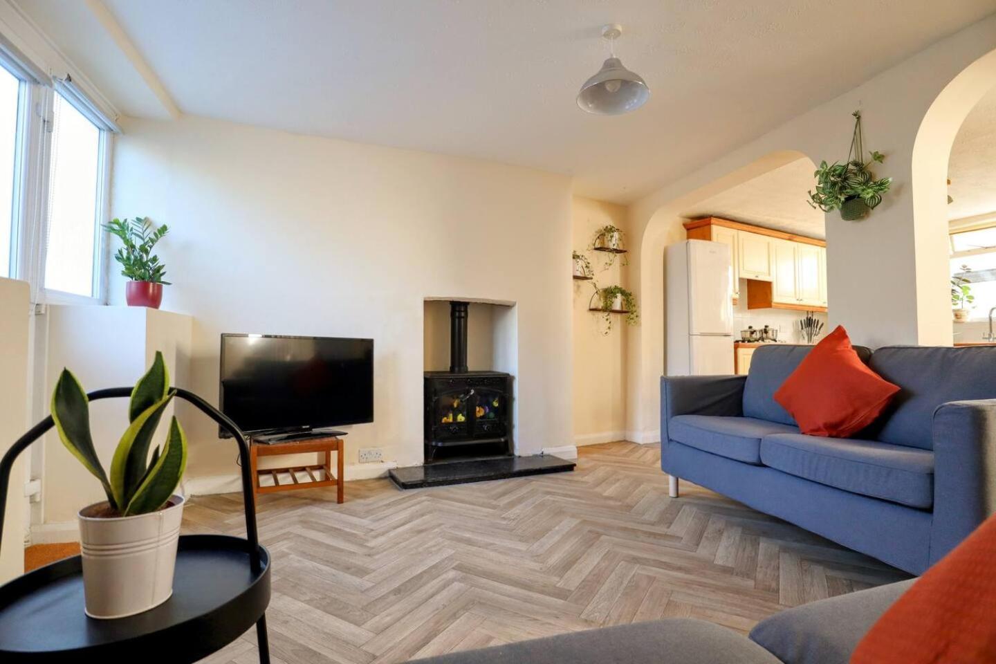 4 Bed Home 3 Mins From Harbour + Sandy Beach Folkestone Dış mekan fotoğraf