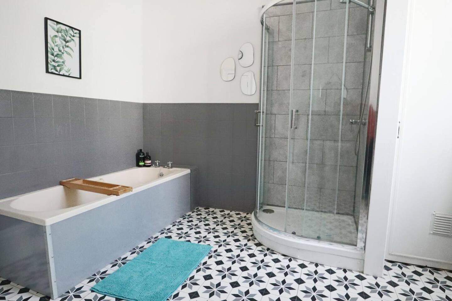 4 Bed Home 3 Mins From Harbour + Sandy Beach Folkestone Dış mekan fotoğraf